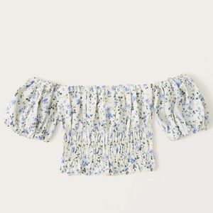 ABERCROMBIE & FITCH Off-The-Shoulder Puff Sleeve Top
